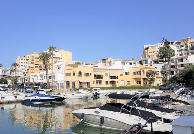 Apartment in Marbella - H43 Cabopino