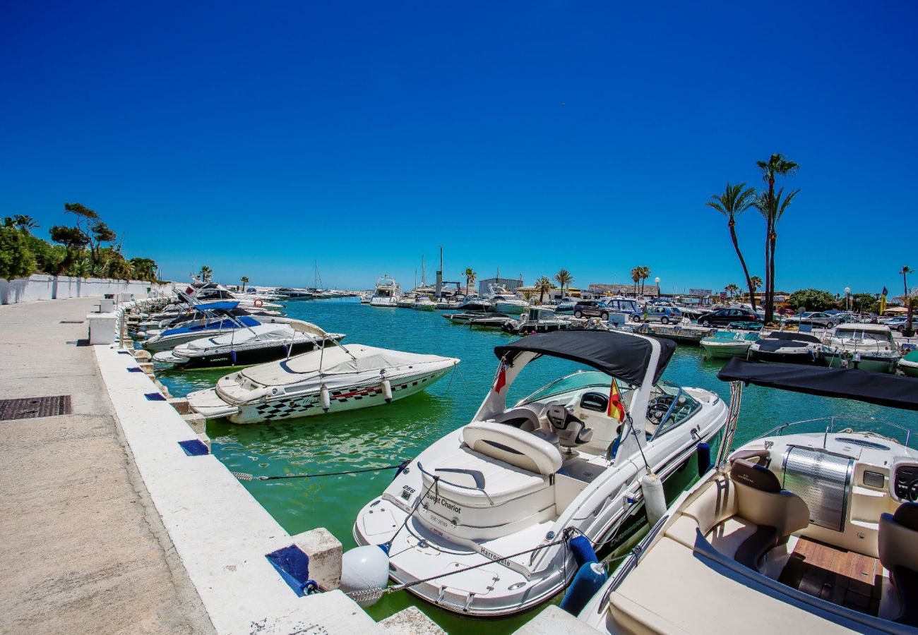 Apartment in Marbella - J61 Cabopino