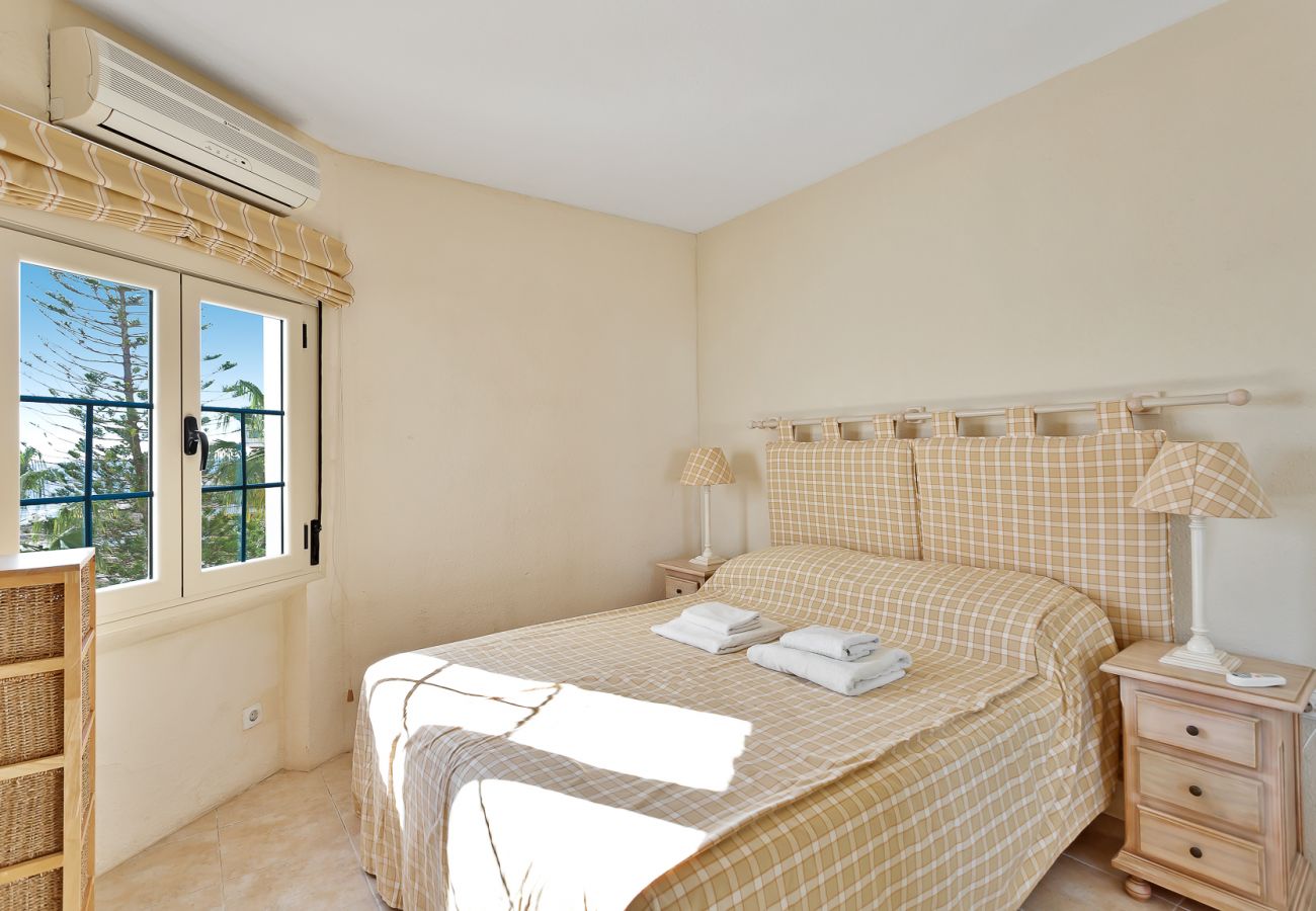 Apartment in Marbella - J96 Cabopino